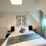 Apartment 3room-central-modern Near Mtu- The Zeppelin By Lakescape Fewos *