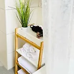 Apartment 3room-central-modern Near Mtu- The Zeppelin By Lakescape Fewos *