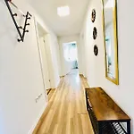 3room-central-modern Near Mtu- The Zeppelin By Lakescape Fewos Apartment Friedrichshafen