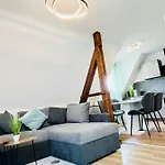 Apartment 3room-central-modern Near Mtu- The Zeppelin By Lakescape Fewos Friedrichshafen