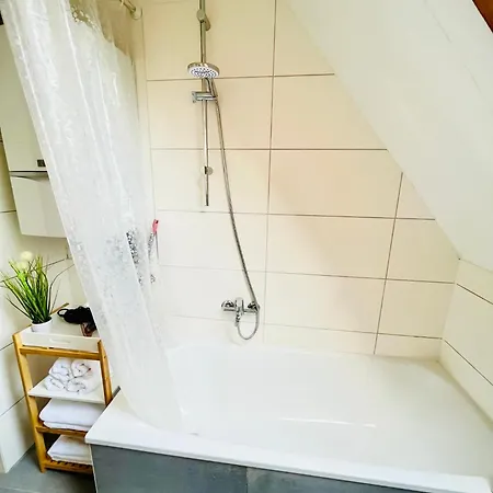 Appartement 3room-central-modern Near Mtu- The Zeppelin By Lakescape Fewos *